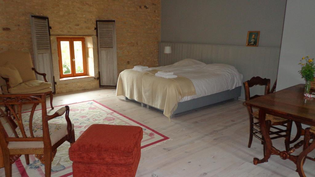 Maison Frankrijk Couloutre Zimmer foto